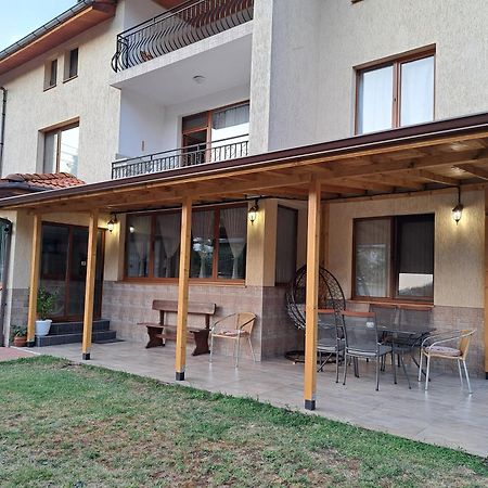 Guest House Benita Devin Ngoại thất bức ảnh