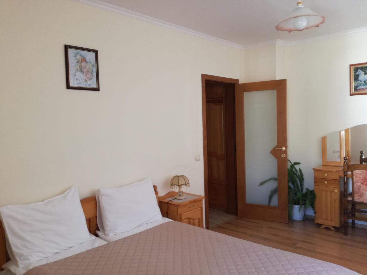 Guest House Benita Devin Ngoại thất bức ảnh