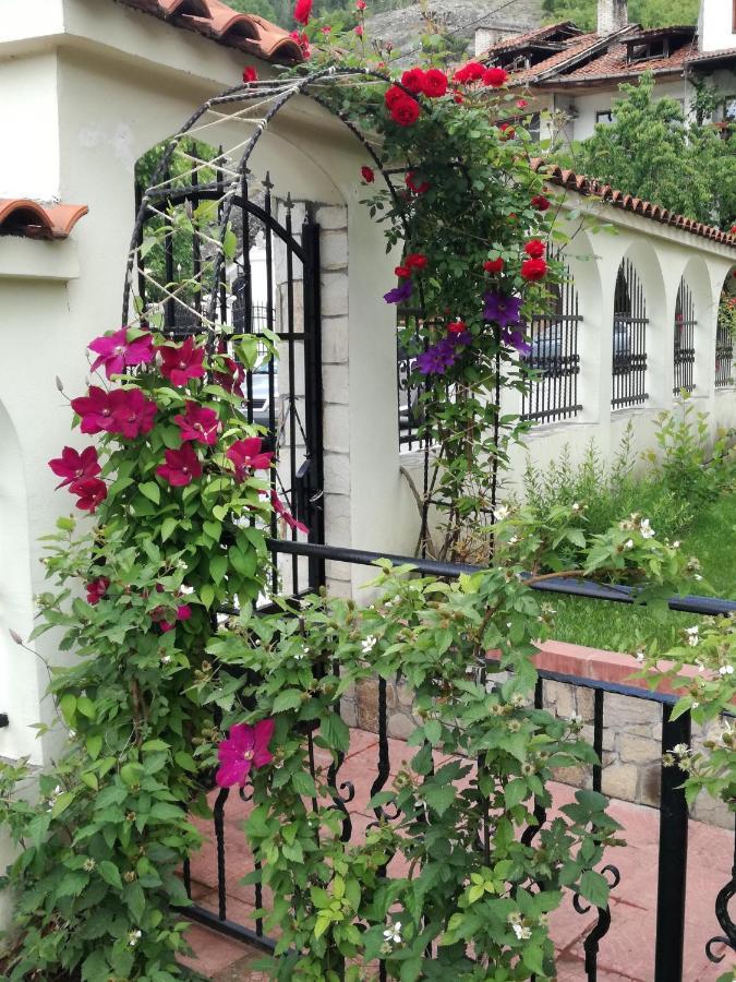 Guest House Benita Devin Ngoại thất bức ảnh
