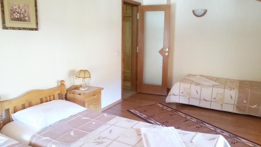 Guest House Benita Devin Ngoại thất bức ảnh